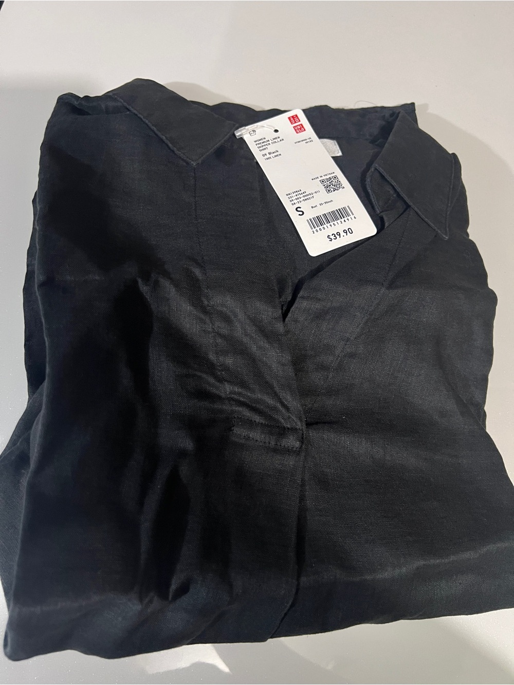UNIQLO Women’s Black Linen Blend Shirt - Small